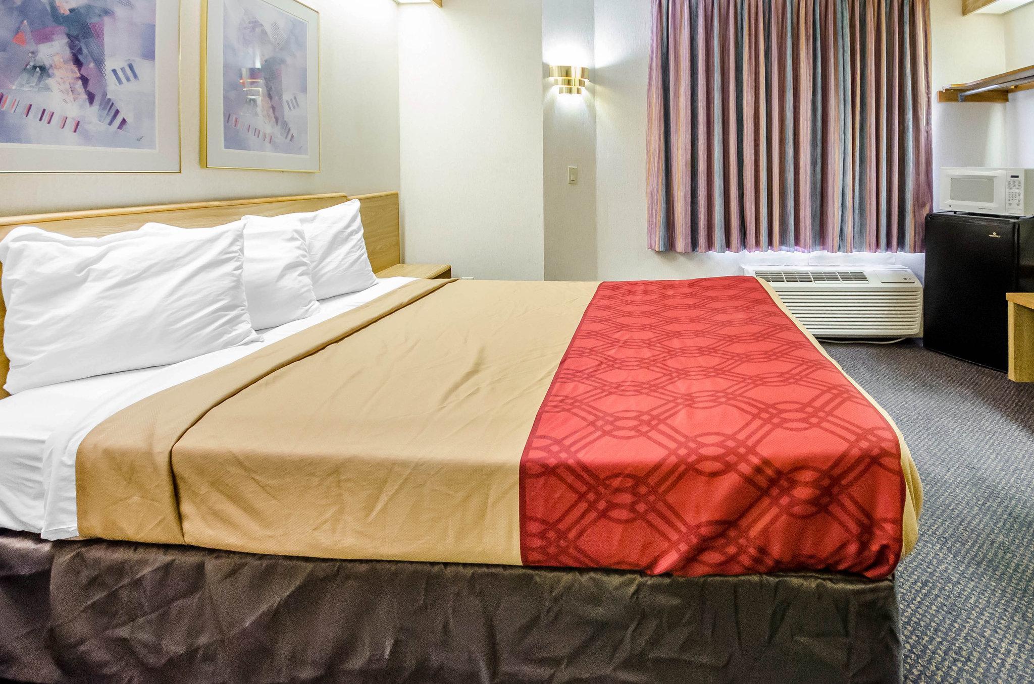 Econo Lodge London Buitenkant foto