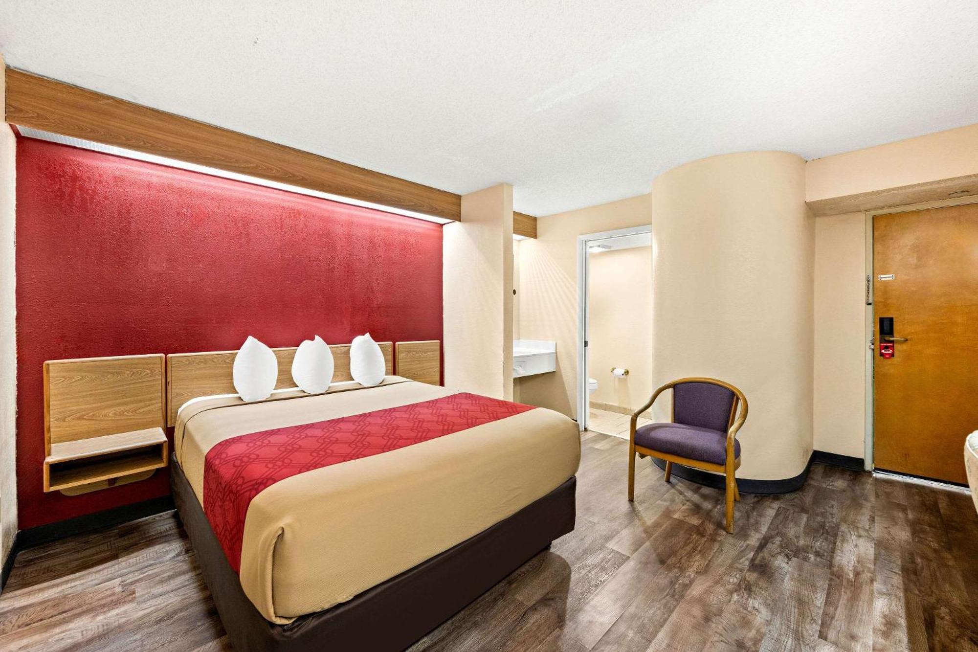 Econo Lodge London Buitenkant foto