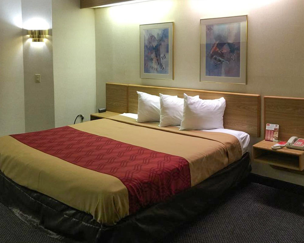 Econo Lodge London Buitenkant foto